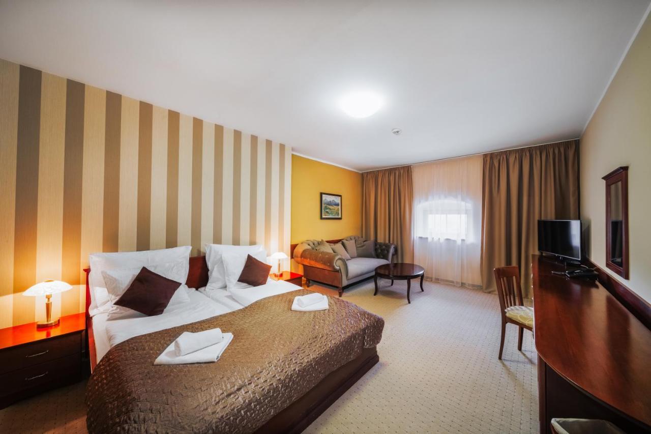 U Leva Hotel 3*