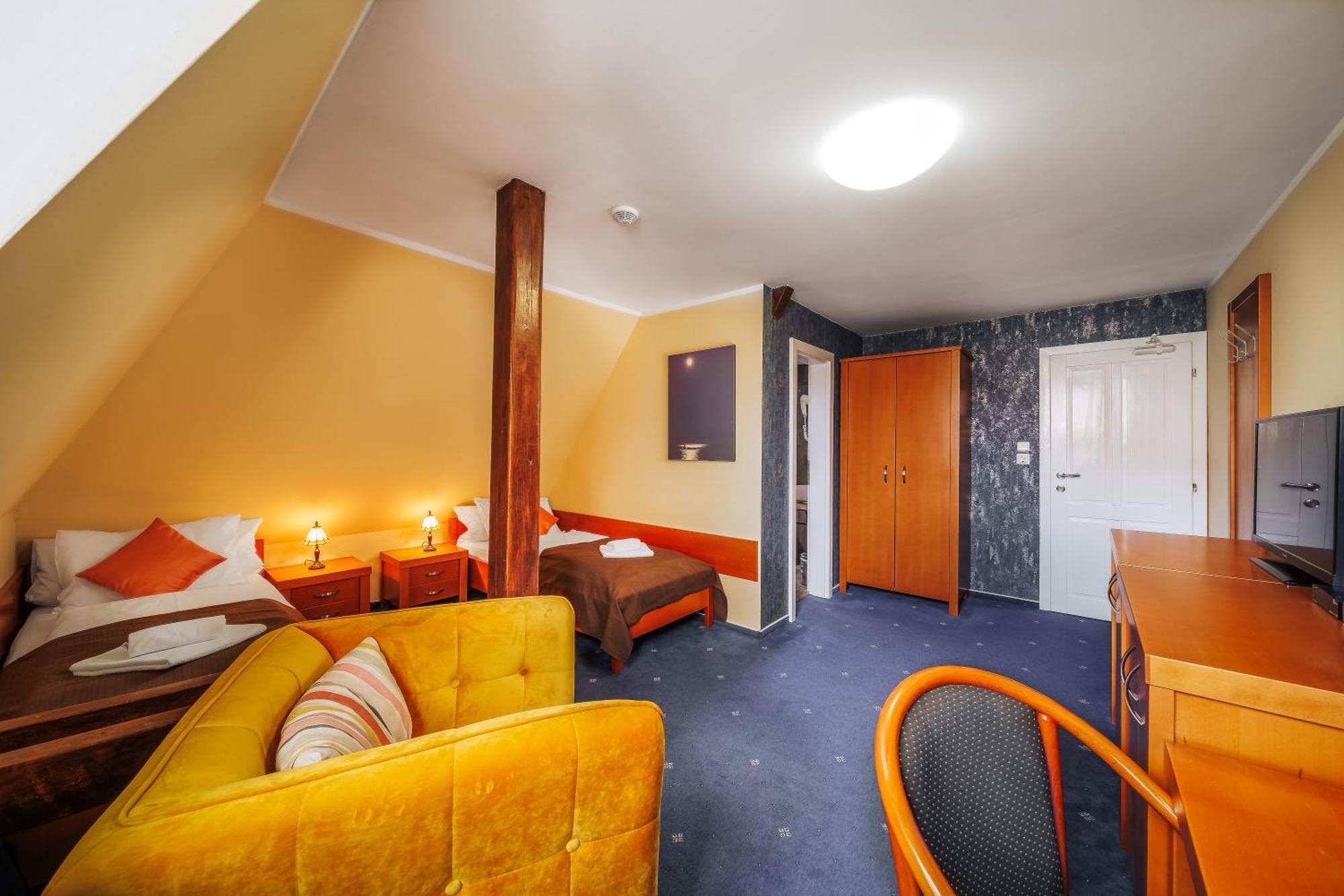 Hotel U Leva 3*