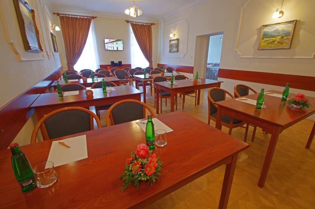 Hotel U Leva