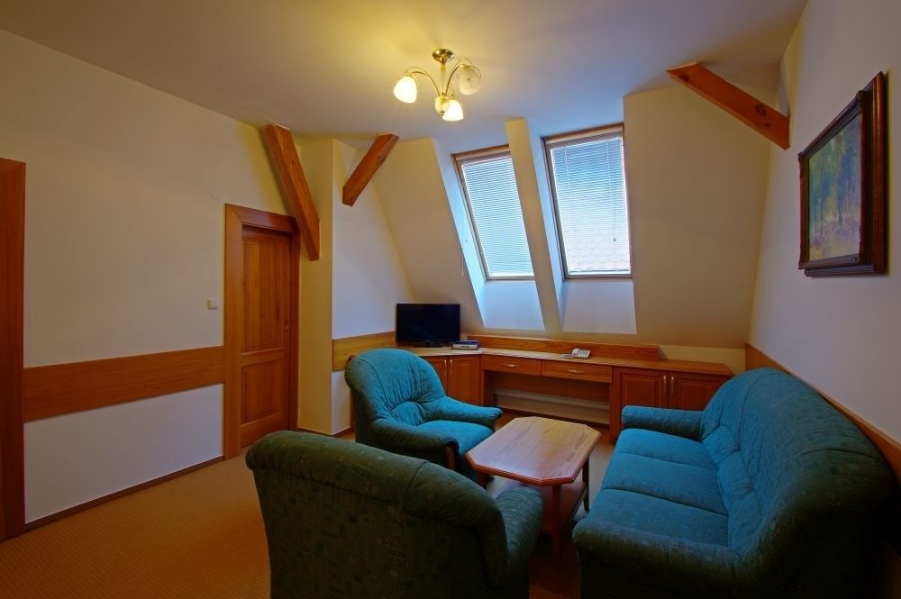 U Leva Hotel